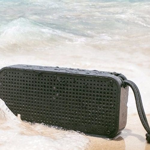 a-waterproof-bluetooth-speaker