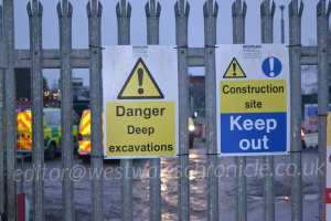 UPDATED NEWS – CASUALTY CONVEYED TO HOSPITAL FOLLOWING LLANELLI INCIDENT AT NORTHUMBERLAND SEWAGE PUMPING STATION