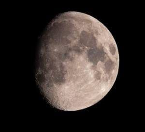 What-a-fantastic-moon-shot-from-local-photographer-Ryan-Milsom