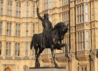 Should We Be Proud Of Britain’s Warmongering Past?