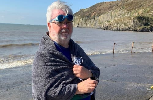 charity-swim-ccc-chair