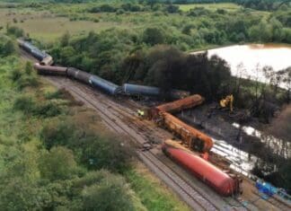 Llanelli MP & MS “Deeply Disappointed” At No Prosecutions Following Llangennech Rail Crash