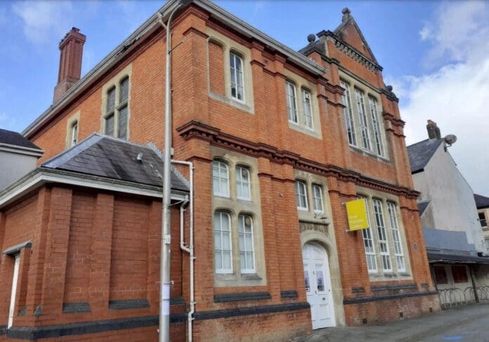 oriel gallery