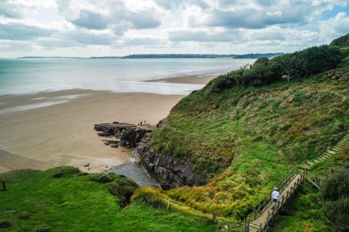 wales-coast-path-amroth-to-pendine-scaled-1