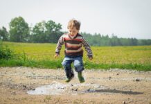 Tips To Save Money Entertaining Your Children This Summer