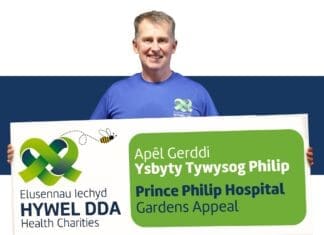 Apêl yn anelu at godi £100,000 ar gyfer gerddi therapiwtig newydd yn Ysbyty Tywysog Philip