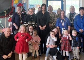Cylch Meithrin Felinfoel – y cyntaf yng Nghymru i ennill Safon Seren Aur am yr eildro yn olynol!