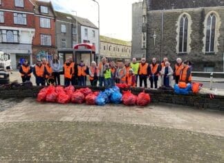 Foothold Cymru’s Full Circle/Cwblhau’r Cylch project is proud to share that ‘Litter out of Llanelli,’ a local campaign to fight litter
