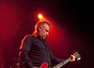 PETER HOOK & THE LIGHT plays CARDIFF – Tramshed on Friday 8th November 2024.