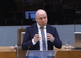 ‘A pointless talking shop’: Conservatives quit Senedd Covid committee