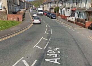 Bottleneck ‘breaker’ at notorious Carmarthenshire Road