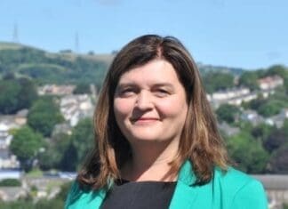 MS CALLS OUT “CRASS” GAVIN & STACEY ANALOGY BY FIRST MINISTER