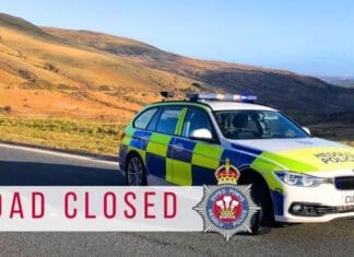 Emergency Services Are The Scene Of An Ongoing Incident In Felinfoel