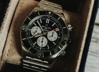 Time Well Worn: The Enduring Appeal of Pre-Owned Luxury Watches