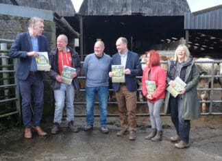 Plaid Cymru candidates in Sir Gaerfyrddin discuss policy with agricultural union