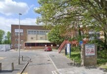 Still no decisions about a new Ysgol Dewi Sant, meeting hears